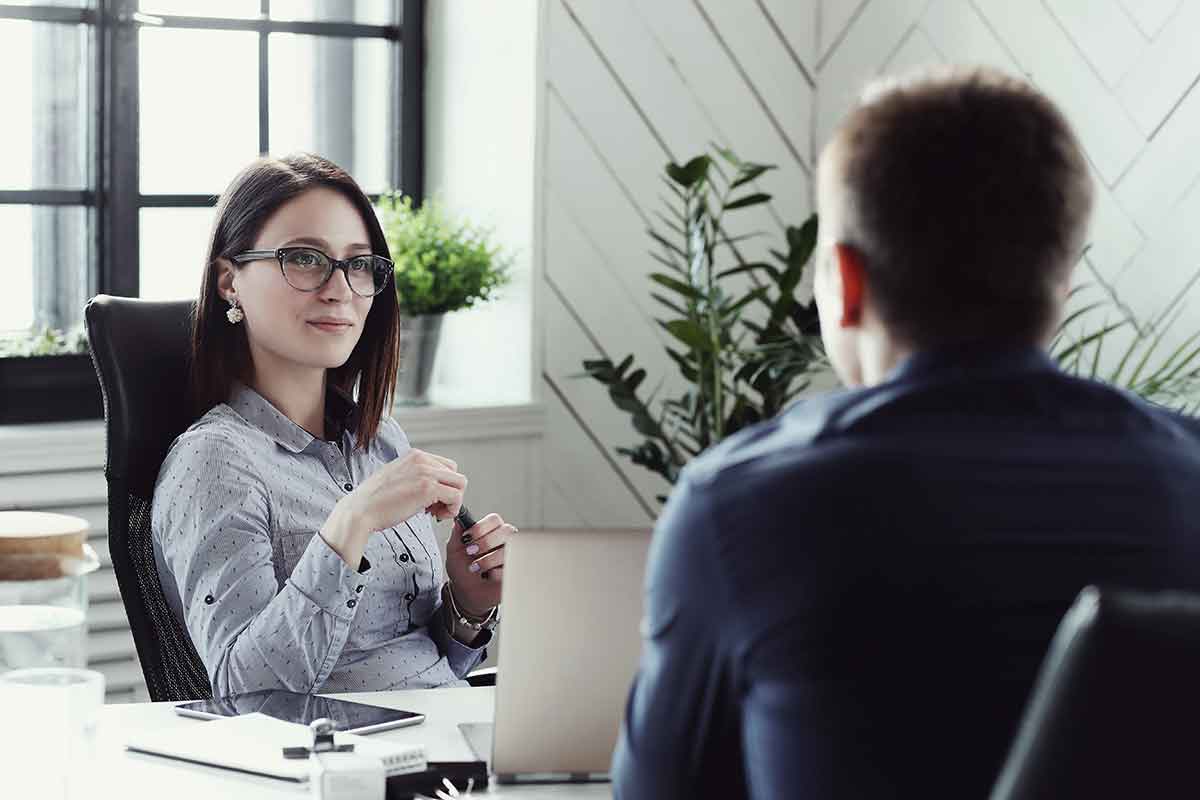 Tips on how to respond to the most common job interview questions